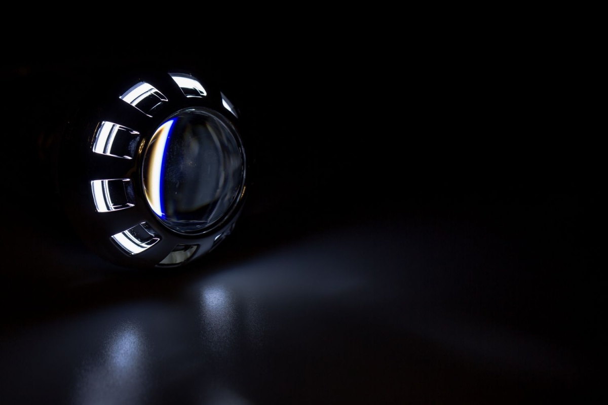 Би‑линза Optima MOTO DYNAMIC CCFL 2.0" под лампу H1