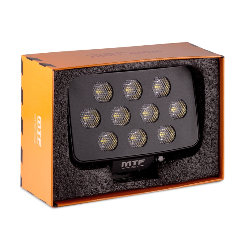 Светодиодный прожектор MTF Light MAXIMUM BLACK — 60W, 12–36V, 7000 lm, прямоугольный, ECE R10 Светодиодный прожектор MTF Light MAXIMUM BLACK — 60W, 12–36V, 7000 lm, прямоугольный, ECE R10