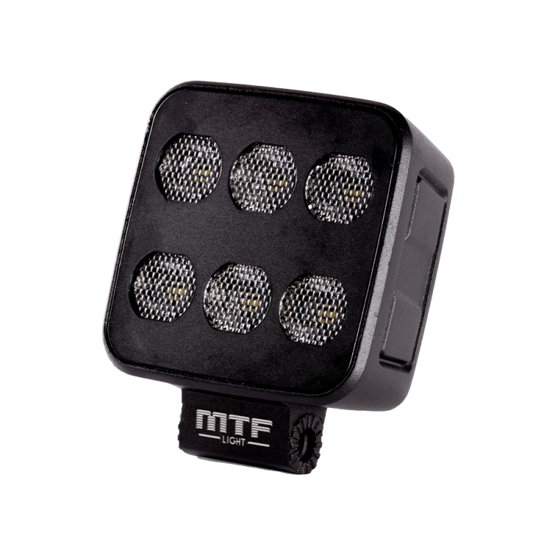 Светодиодный прожектор MTF Light MAXIMUM BLACK — 50W, 12–36V, 5000 lm, прямоугольный, ECE R10 Светодиодный прожектор MTF Light MAXIMUM BLACK — 50W, 12–36V, 5000 lm, прямоугольный, ECE R10