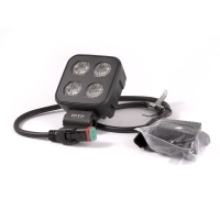 Светодиодный прожектор MTF Light MAXIMUM BLACK — 20W, 12–36V, 2000 lm, квадратный, ECE R10 Светодиодный прожектор MTF Light MAXIMUM BLACK — 20W, 12–36V, 2000 lm, квадратный, ECE R10