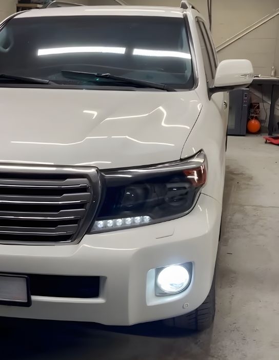 Toyota Land Cruiser 200 (2012) x Aozoom K9 x @BLKV_LIGHT