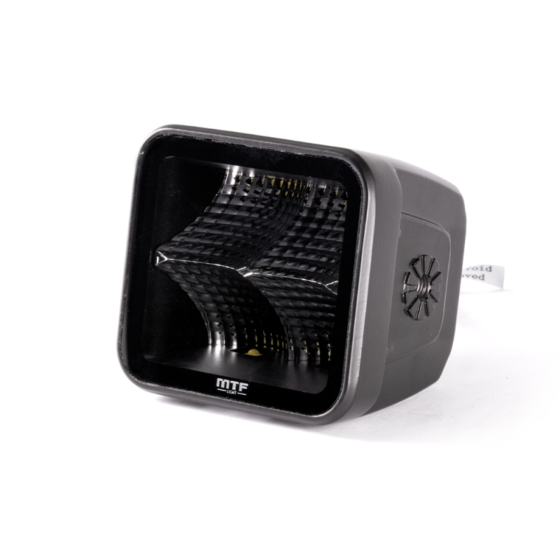 Прожектор светодиодный MTF LIGHT серия STYLE 12-36V, 40W, 3000lm, ECE R10, квадратный, шт. Прожектор светодиодный MTF LIGHT серия STYLE 12-36V, 40W, 3000lm, ECE R10, квадратный, шт.