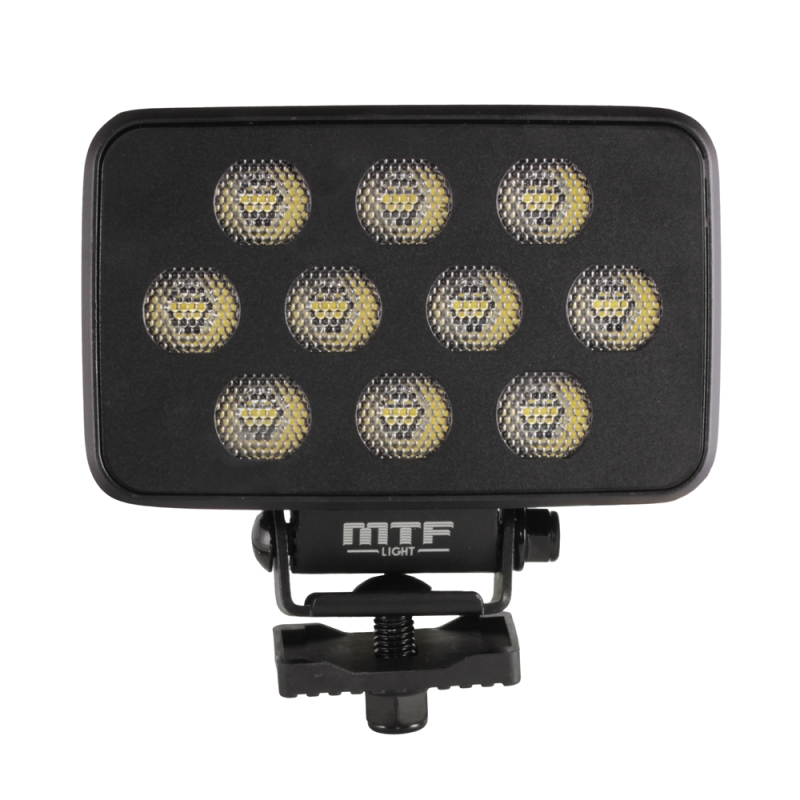 Светодиодный прожектор MTF Light MAXIMUM BLACK — 60W, 12–36V, 7000 lm, прямоугольный, ECE R10 Светодиодный прожектор MTF Light MAXIMUM BLACK — 60W, 12–36V, 7000 lm, прямоугольный, ECE R10