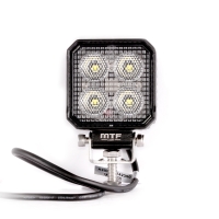 Фонарь светодиодный MTF LIGHT дополнительного освещения 12/24V, 20W, 2000lm, ECE R10, квадратный, шт. Фонарь светодиодный MTF LIGHT дополнительного освещения 12/24V, 20W, 2000lm, ECE R10, квадратный, шт.