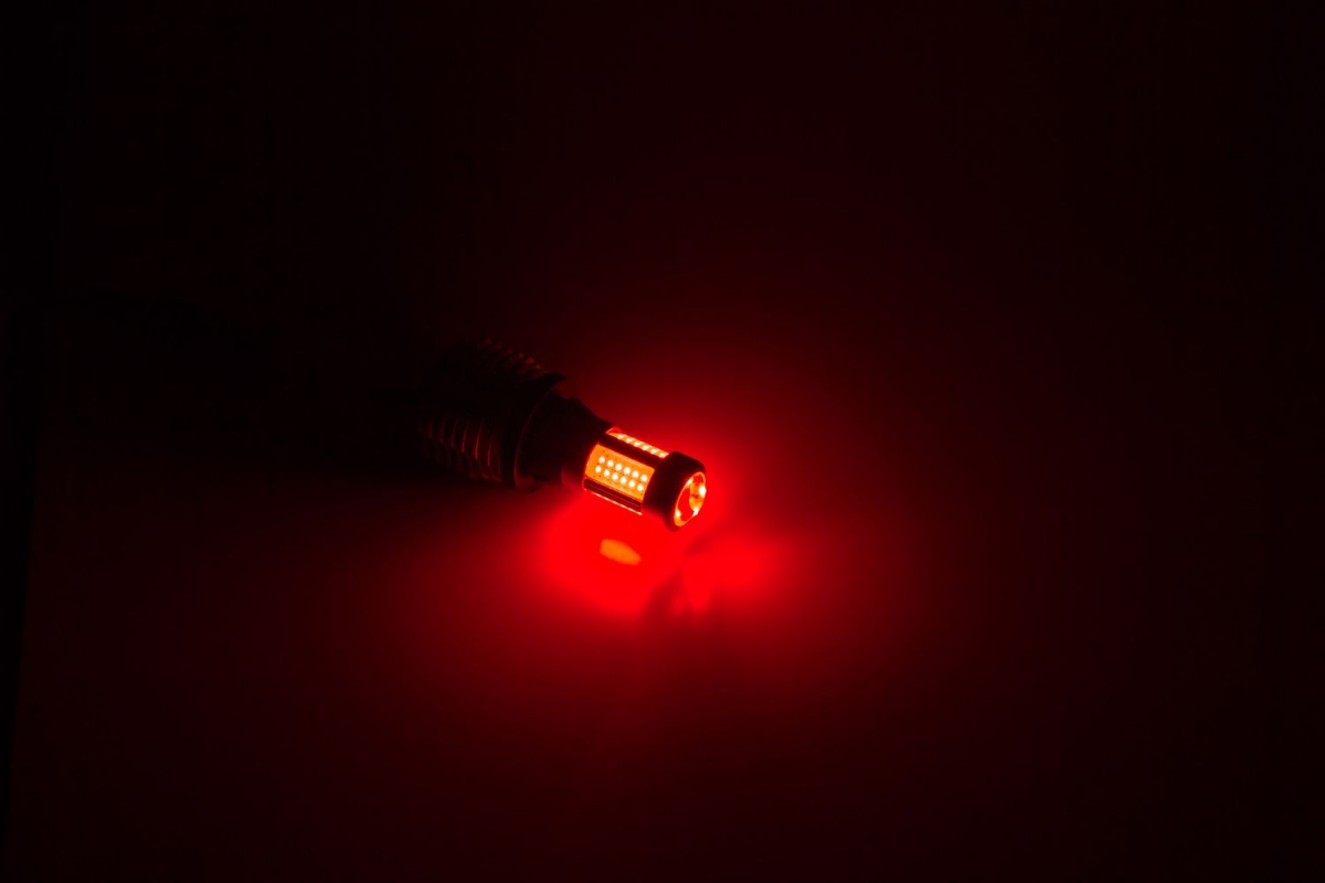 Сигнальные лампы INTELLED RSL Rear Signal Light P21, 30W/10W/2W, 5100K/2800K, 12V (NEW COB Chip, компл. 2 шт)