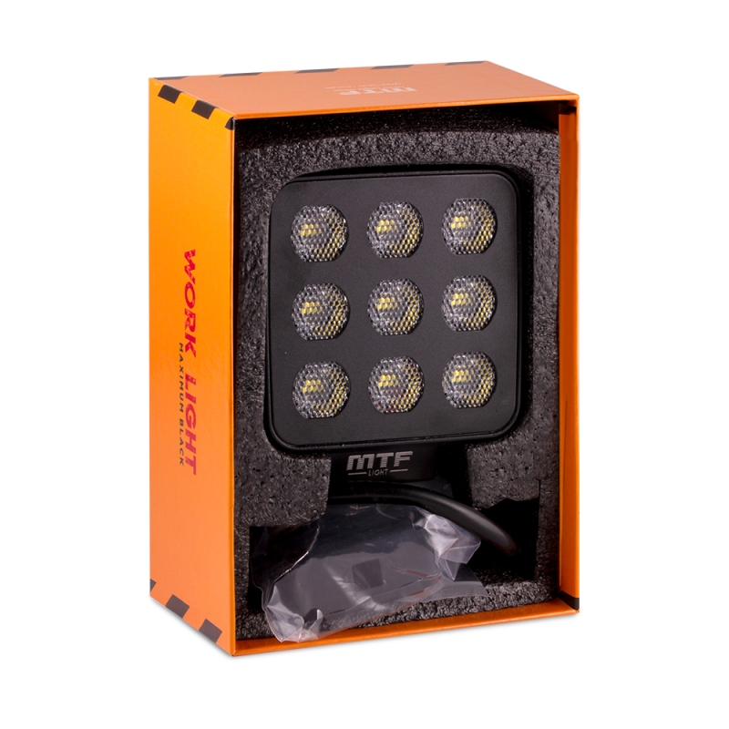 Светодиодный прожектор MTF Light MAXIMUM BLACK — 50W, 12–36V, 5000 lm, квадратный, ECE R10 Светодиодный прожектор MTF Light MAXIMUM BLACK — 50W, 12–36V, 5000 lm, квадратный, ECE R10
