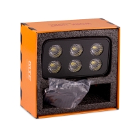 Светодиодный прожектор MTF Light MAXIMUM BLACK — 40W, 12–36V, 4000 lm, квадратный, ECE R10 Светодиодный прожектор MTF Light MAXIMUM BLACK — 40W, 12–36V, 4000 lm, квадратный, ECE R10