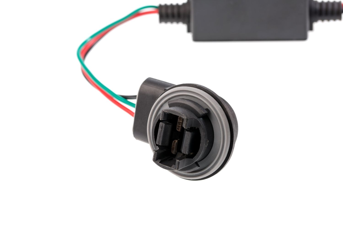 Модуль устранения ошибки Optima Premium Canbus для LED P27/7W/3157