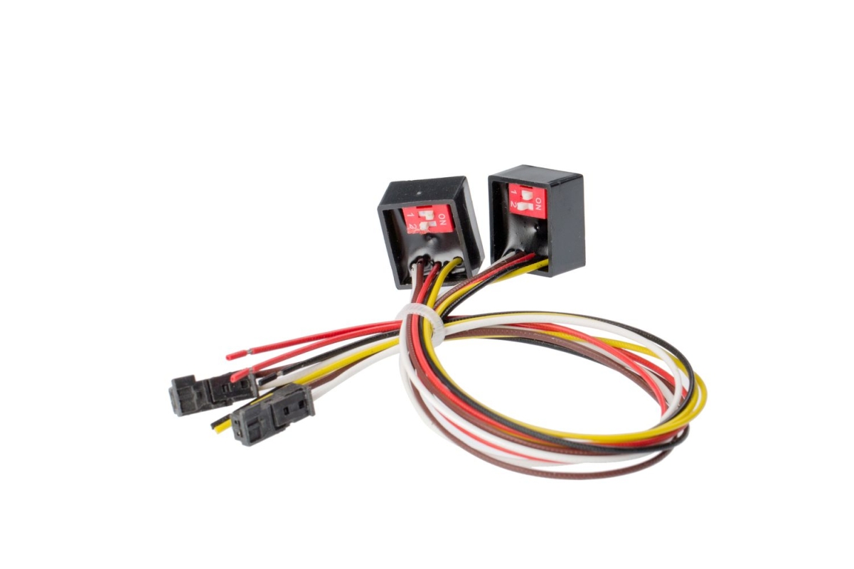 Блок имитации подключения шторки дальнего света (универсальный, для линз с шаговым мотором, 2 шт)