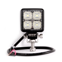 Фонарь светодиодный MTF LIGHT дополнительного освещения 12/24V, 12W, 1100lm, ECE R10, квадратный, шт. Фонарь светодиодный MTF LIGHT дополнительного освещения 12/24V, 12W, 1100lm, ECE R10, квадратный, шт.