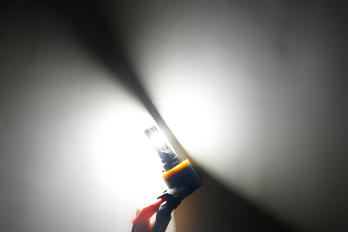 Светодиодная лампа Optima LED QVANT H11 5100K